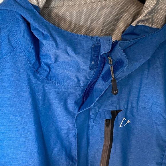 Paradox Rain Jacket - Picture 2 of 2